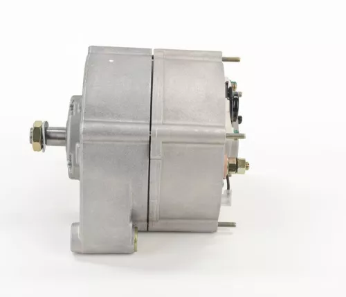 BOSCH Alternator (0 120 469 585)