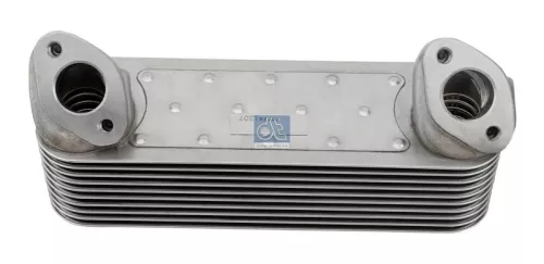DT Spare Parts Oil Cooler, engine oil (4.60820)