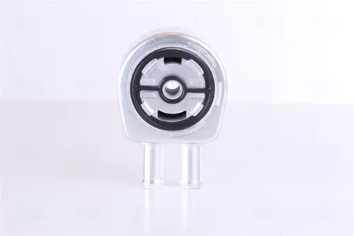 NISSENS Oil Cooler, engine oil (90946)