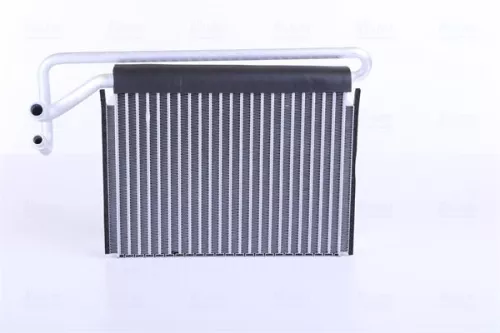 NISSENS Evaporator, air conditioning (92177)